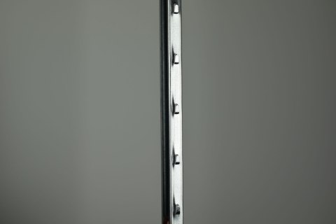 SŁUPEK DO SIATKA LEŚNEJ OCYNKOWNY 225 CM SŁUPEK DO SIATKA LEŚNEJ OCYNKOWNY 225 CM