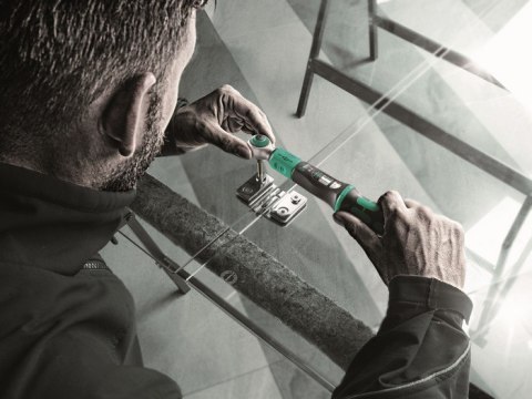 KLUCZ DYNAMOMETR. SAFE-TORQUE A 2 SET 1,1/4'',2-12 NM,23CZ. KLUCZ DYNAMOMETR. SAFE-TORQUE A 2 SET 1,1/4'',2-12 NM,23CZ.