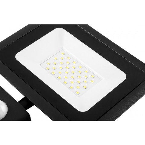 REFLEKTOR Z CZUJNIKIEM RUCHU SMD 30W 2400LM 230V REFLEKTOR Z CZUJNIKIEM RUCHU SMD 30W 2400LM 230V