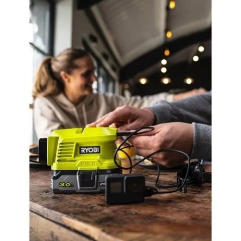PRZETWORNICA NAPIĘCIA 18/230V 150W ONE+ PRZETWORNICA NAPIĘCIA 18/230V 150W ONE+