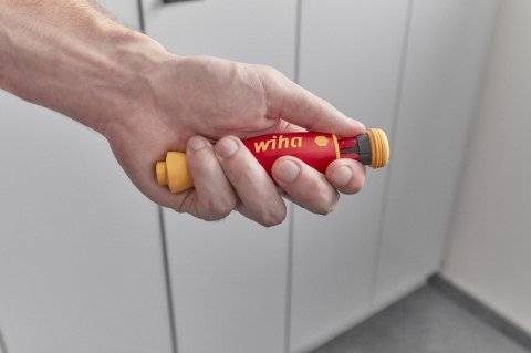 WKRĘTAK Z MAGAZYNKIEM BITÓW POCKETMAX ELECTRIC, 4 BITY WKRĘTAK Z MAGAZYNKIEM BITÓW POCKETMAX ELECTRIC, 4 BITY