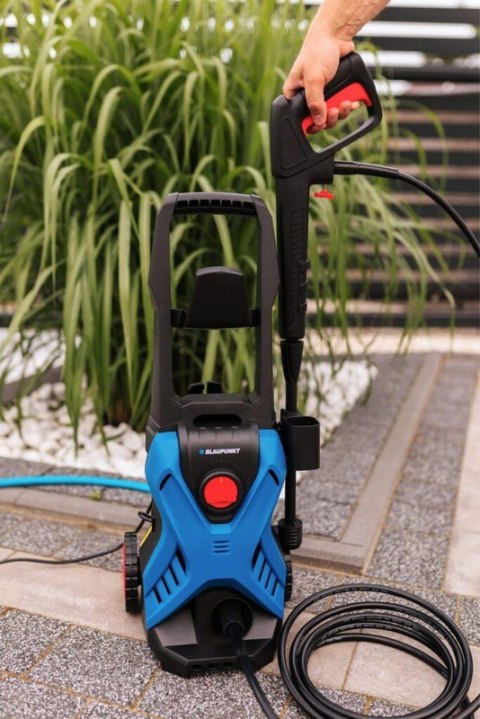 MYJKA CIŚNIENIOWA Z SILNIKIEM O MOCY 1600W MYJKA CIŚNIENIOWA Z SILNIKIEM O MOCY 1600W