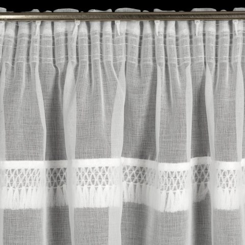 FIRANA GOTOWA KIRA 1 NA TAŚMIE 140 X 270 CM BIAŁY EUROFIRANY FIRANA GOTOWA KIRA 1 NA TAŚMIE 140 X 270 CM BIAŁY EUROFIRANY
