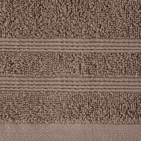 RĘCZNIK ALINE (09) 30 X 50 CM BRĄZOWY EUROFIRANY RĘCZNIK ALINE (09) 30 X 50 CM BRĄZOWY EUROFIRANY