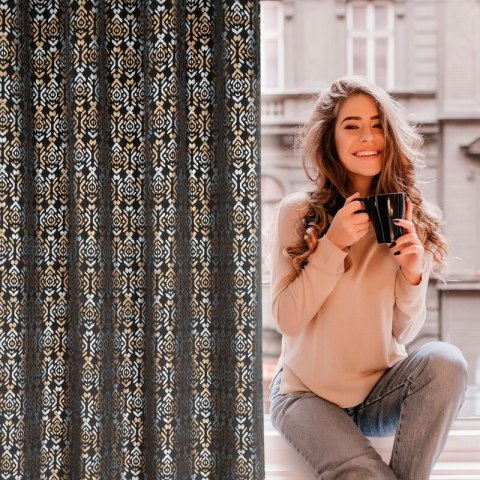 ZASŁONA GOTOWA LAURA 140 X 250 CM CZARNY EUROFIRANY ZASŁONA GOTOWA LAURA 140 X 250 CM CZARNY EUROFIRANY