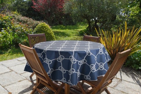 OBRUS GARDEN 40 X 140 CM GRANATOWY EUROFIRANY OBRUS GARDEN 40 X 140 CM GRANATOWY EUROFIRANY