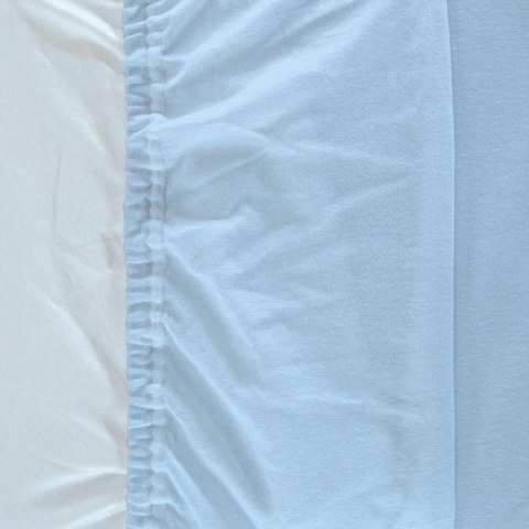 Ochronne prześcieradło z gumką SG 009/70x140 Darymex Ochronne prześcieradło z gumką SG 009/70x140 Darymex