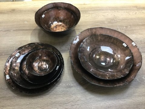 SZKLANA PATERA DEKORACYJNA PATI (02) 29 X 28 X 12 CM BRĄZOWY EUROFIRANY SZKLANA PATERA DEKORACYJNA PATI (02) 29 X 28 X 12 CM BRĄZOWY EUROFIRANY