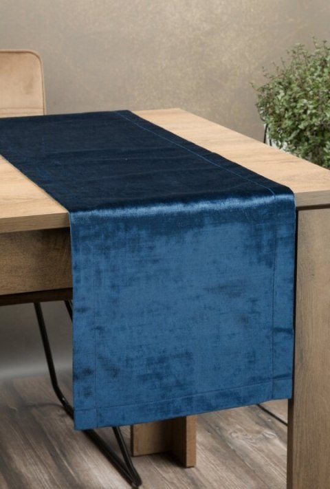OBRUS ROYAL 1 35 X 140 CM NIEBIESKI EUROFIRANY OBRUS ROYAL 1 35 X 140 CM NIEBIESKI EUROFIRANY