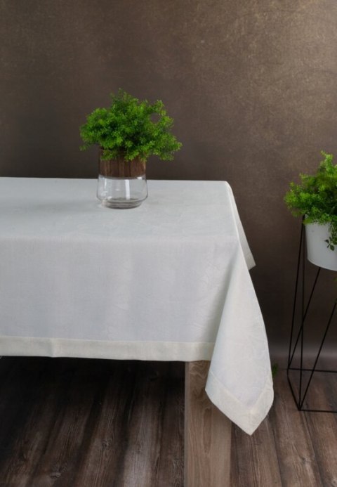 OBRUS LENA 145 X 350 CM KREMOWY EUROFIRANY OBRUS LENA 145 X 350 CM KREMOWY EUROFIRANY