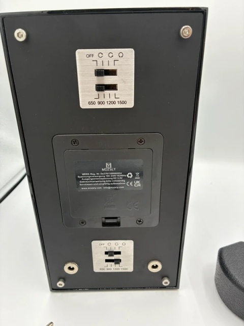 MOZSLY: SPA DLA TWOICH ZEGARKÓW.