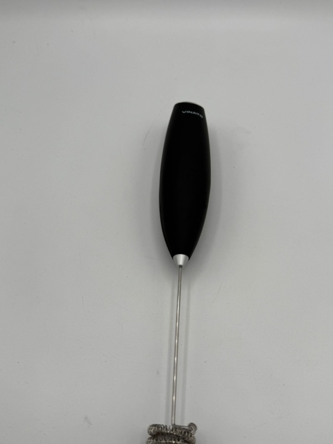 "VINATO Milk Frother 9300: Zmień Swoją Kawę w Codzienny Rytuał Luksusu!