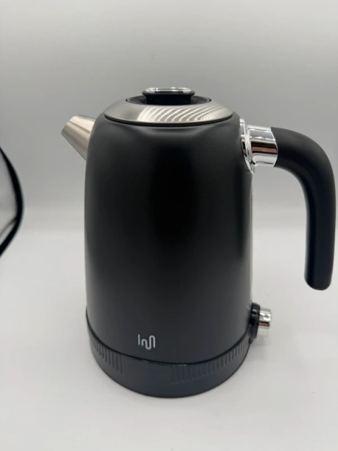 Czajnik Impolio "Czarna Perła" – Twój nowy partner w zbrodni (przeciwko porannej śpiączce)