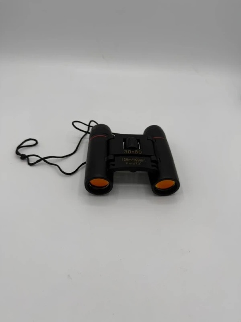 Lornetka Myśliwska / Turystyczna – Zobacz więcej niż sąsiad!