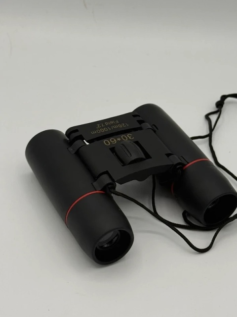 Lornetka Myśliwska / Turystyczna – Zobacz więcej niż sąsiad!