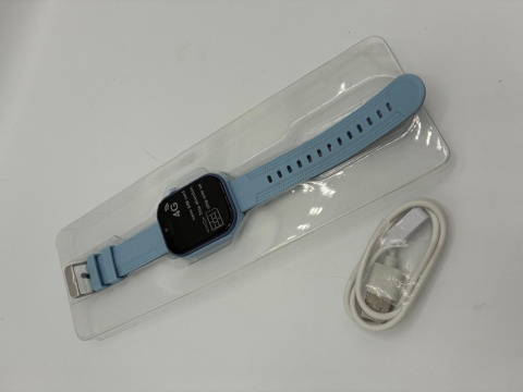 Smartwatch 4G Neon Blue – Twój Mały Agent w zasięgu wzroku! 🛰️