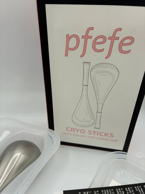 Krioterapia w Twoim domu: Profesjonalne Cryo Sticks Pfefe – Pożegnaj opuchliznę i cienie pod oczami