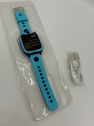 Smartwatch 4G z GPS i Kamerą – Niebieski Komandos (Komplet!)