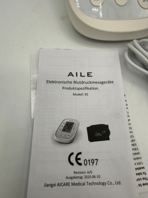 Inteligentny Ciśnieniomierz Naramienny AILE X5