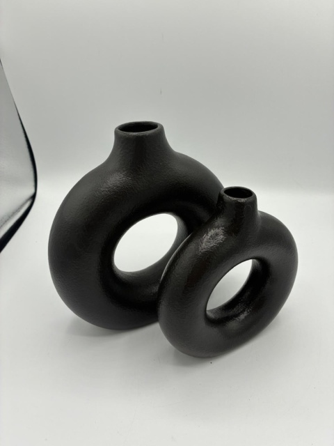 Designerski Zestaw Wazonów „Donut” – Czarny Mat i Nowoczesna Forma