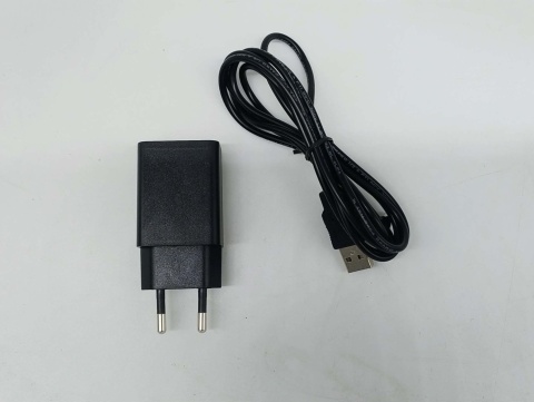 Domowa Stacja Pogodowa FanJu FJ3383F – Twoje prywatne centrum dowodzenia pogodą