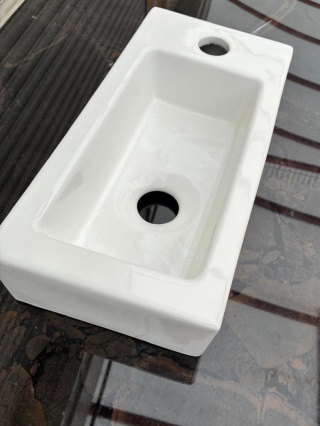 Nowoczesna Umywalka Nablatowa Ceramiczna 40x22cm – Śnieżnobiała Prostokątna