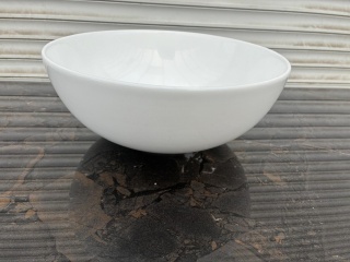 Umywalka Nablatowa Ceramiczna Okrągła – Śnieżnobiała Elegancja 36cm