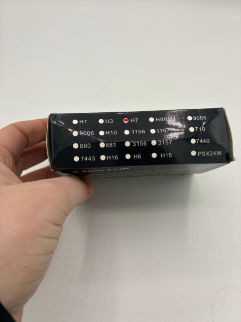 Żarówki samochodowe LED H7 – Zestaw 2 szt. dla lepszej widoczności i nowoczesnego wyglądu