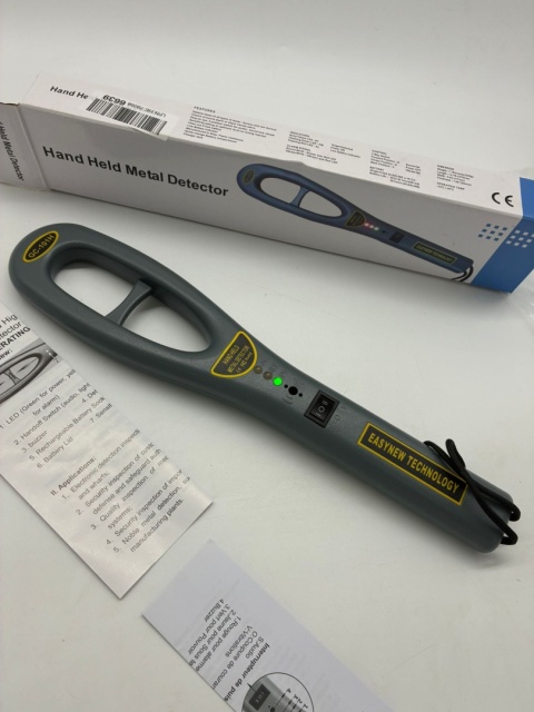 Ręczny wykrywacz metalu GC-101H – Detektor profesjonalny