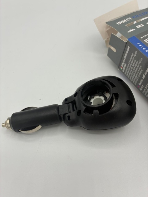 Samochodowy Odstraszacz Komarów 12V/24V | Dyfuzor na Płyn i Płytki