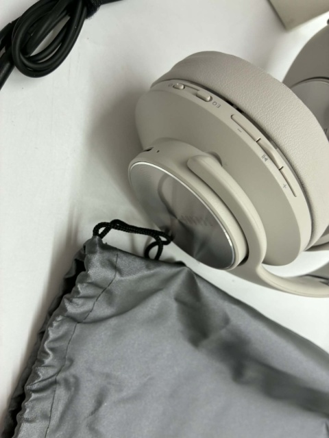 Słuchawki Bezprzewodowe "Pure Comfort" – Twoja Osobista Filharmonia w Wydaniu Premium