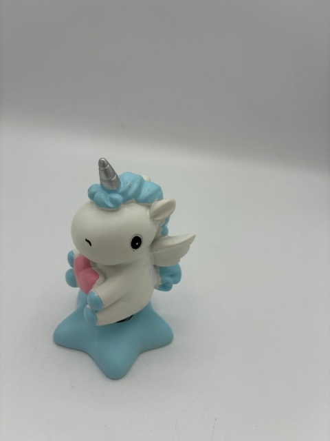 Urocze figurki jednorożców na sprężynce – zestaw 2 szt. idealny na prezent!