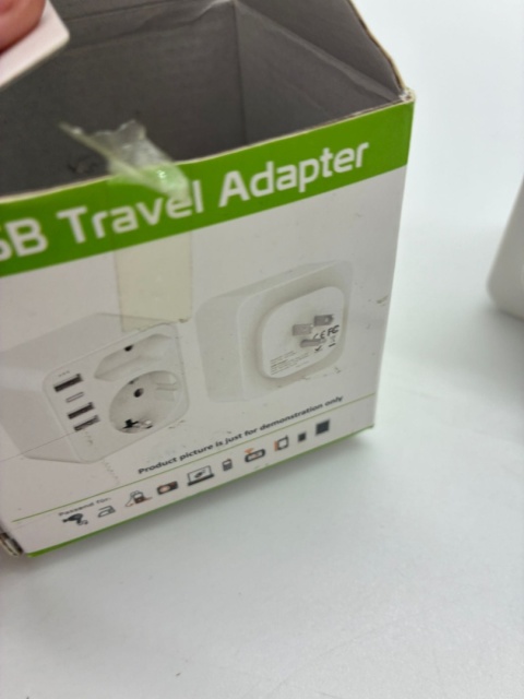 Wielofunkcyjna Kostka Zasilająca 5-w-1 – Twoje centrum dowodzenia energią