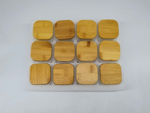 Zestaw 12 szklanych słoiczków z bambusowymi pokrywkami