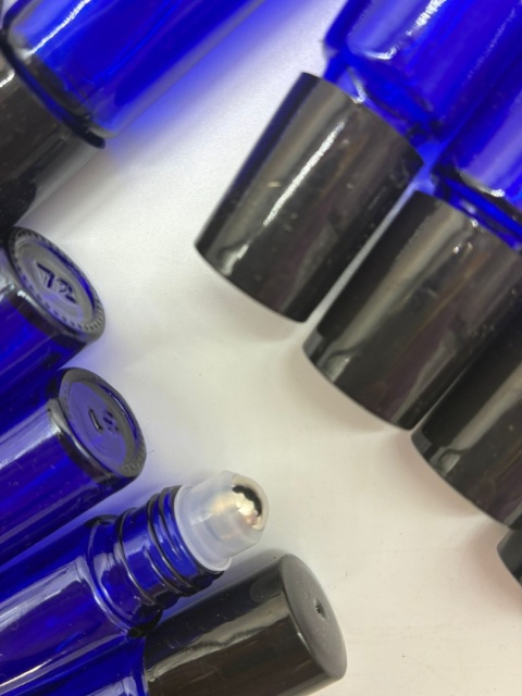 Zestaw 24x Butelka Roll-On 10ml Niebieskie Szkło + Metalowa Kulka