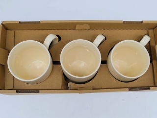 Zestaw 3 Klasycznych Kubków Ceramicznych – Twoja poranna dawka stylu