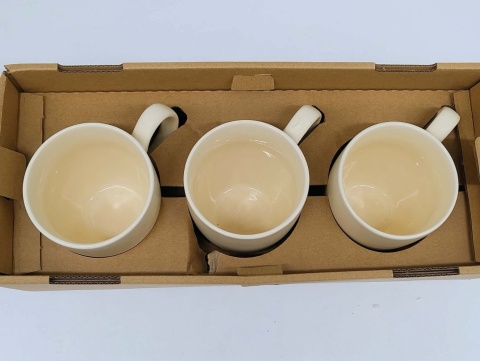 Zestaw 3 Klasycznych Kubków Ceramicznych – Twoja poranna dawka stylu