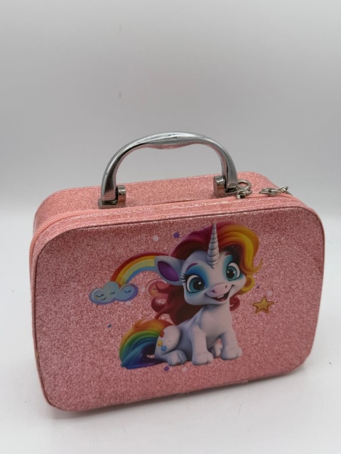 Zestaw Makijażu dla Dzieci w Różowej Kuferek – Jednorożec i Brokat | 20+ Elementów