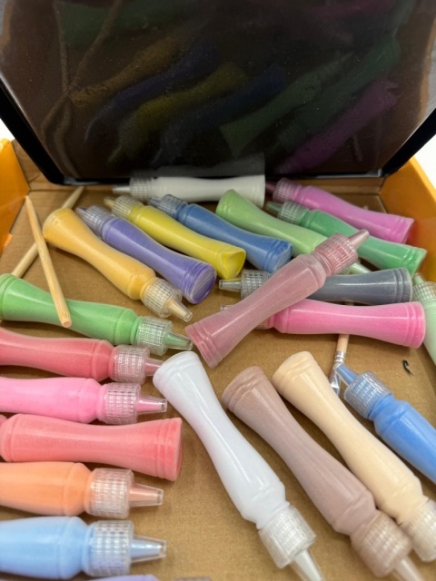 Piaskowe Malowanki – Kreatywny Zestaw Artystyczny DIY | 20 Kolorów Piasku