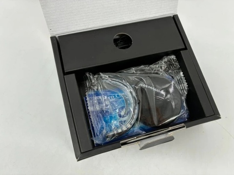 Zestaw do Wybielania Zębów LED Cold Light | Profesjonalny | Bezpieczny | Efekty w 7 dni